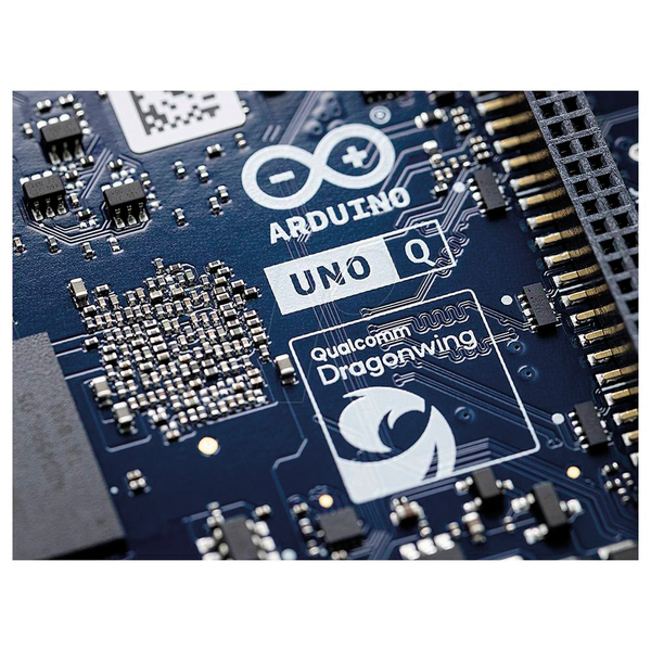 Arduino UNO Q - 4x 2 ГГц, 4 ГБ, 32 ГБ eMMC