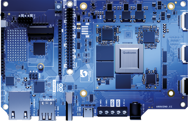 Arduino Ventuno Q, 40 TOPS, 16 ГБ DDR5, 64 ГБ eMMC