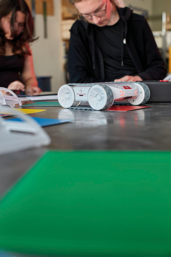 Sphero RVR+, роботизированный автомобиль