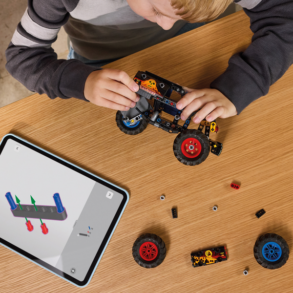 LEGO® Technic Monster Jam Grave Digger Вогонь та лід